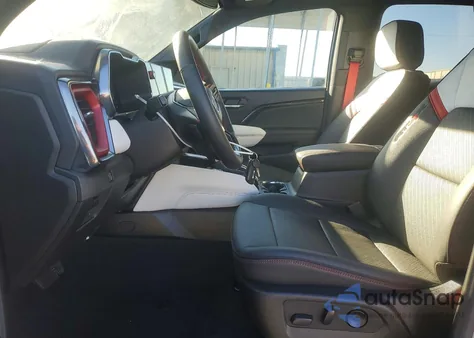 2024 GMC Canyon At4X from USA, damaged, VIN 1GTP6EEK2R1277471